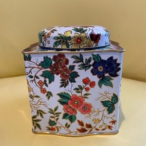 Vintage Floral Tin Box